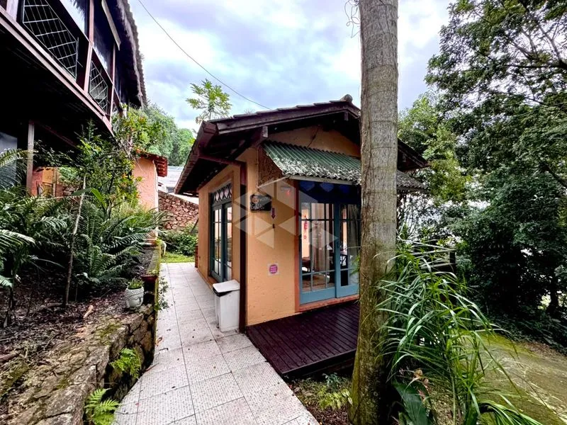 50 m² loft with 1 bedroom and a balcony — photo 14