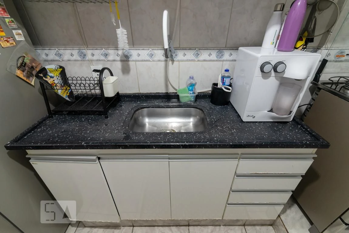 Furnished apartment, 78 m², with a glass-enclosed balcony — photo 24