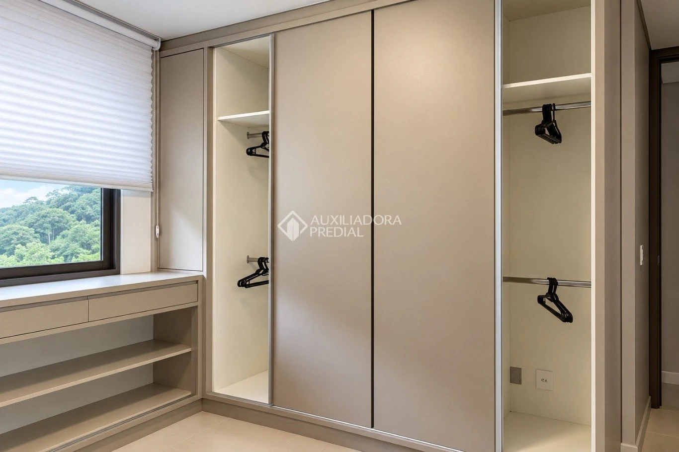 2-bedroom apartment with a private pool in Florianópolis — photo 15