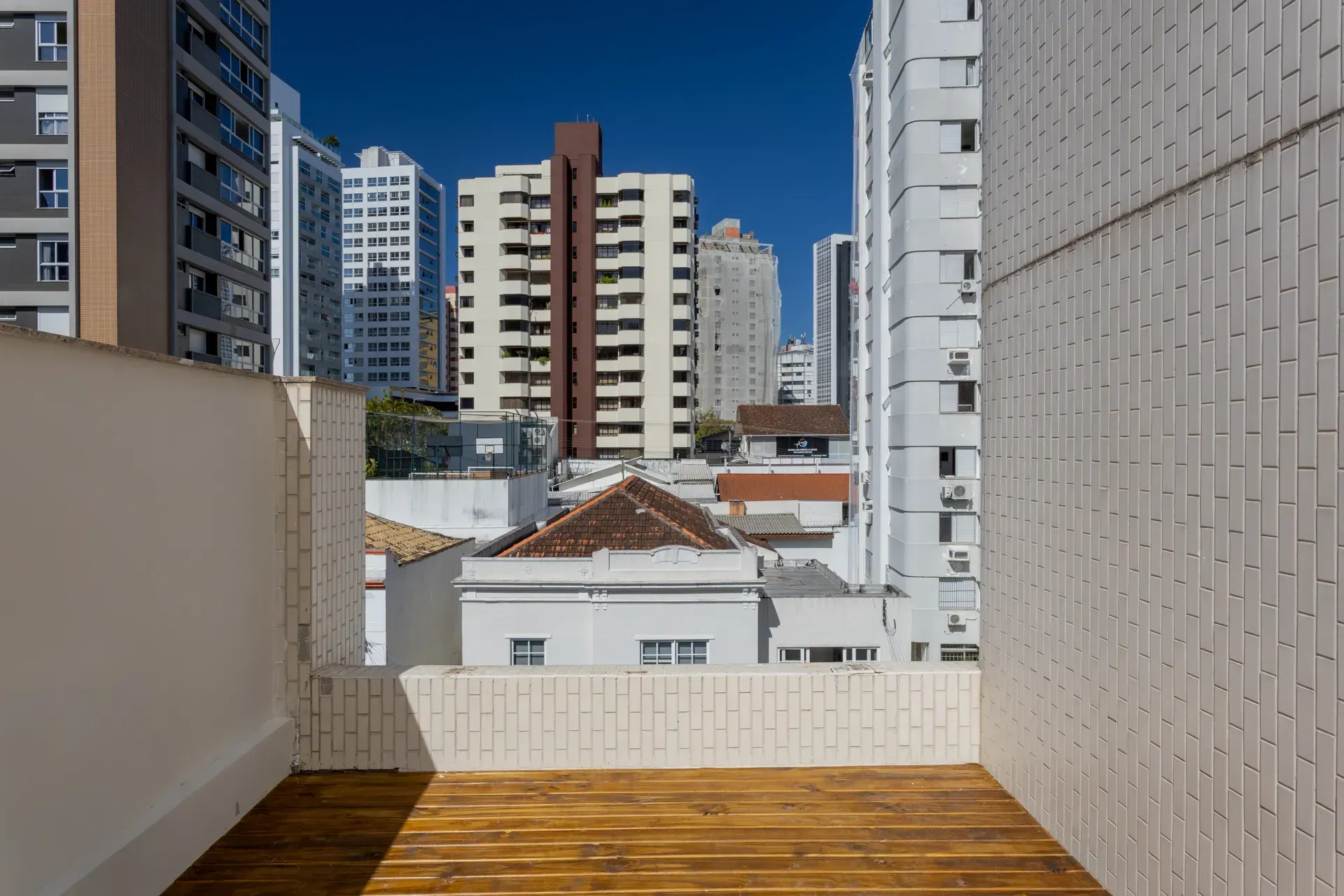 Furnished studio, 40 m², with a home office — photo 12
