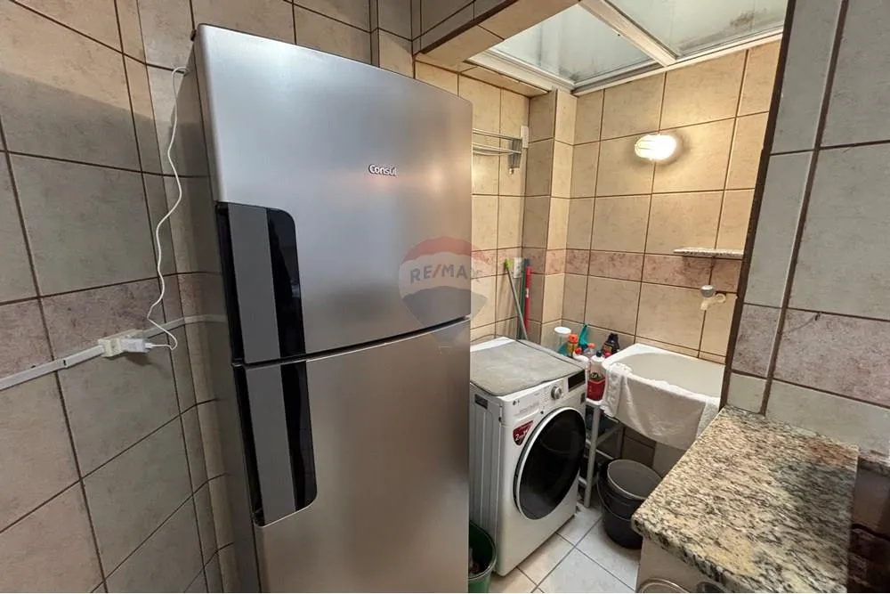Apartamento de 1 dormitório com sacada e churrasqueira — photo 12