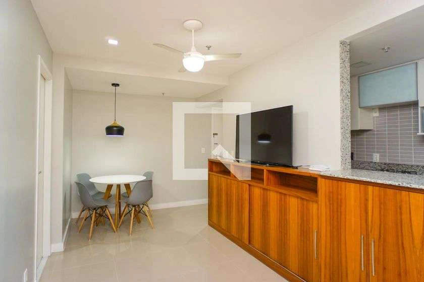 Apartamento mobiliado de 2 quartos com cozinha integrada — photo 5
