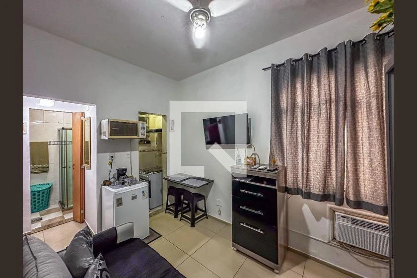 Apartamento mobiliado de 1 quarto com 20 m², sem vaga — photo 2