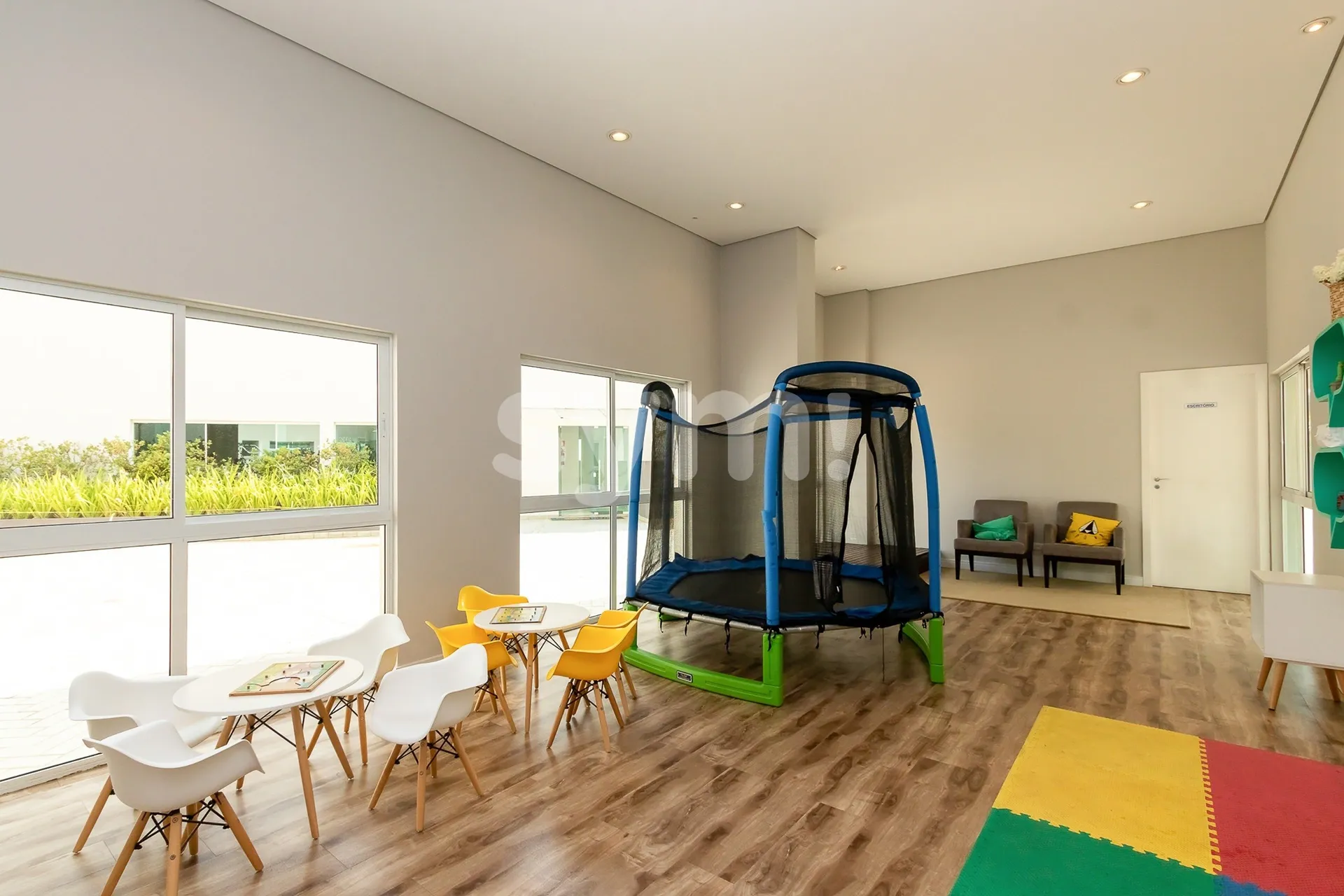 Duplex penthouse with 4 en-suite bedrooms and 391 m² — photo 48