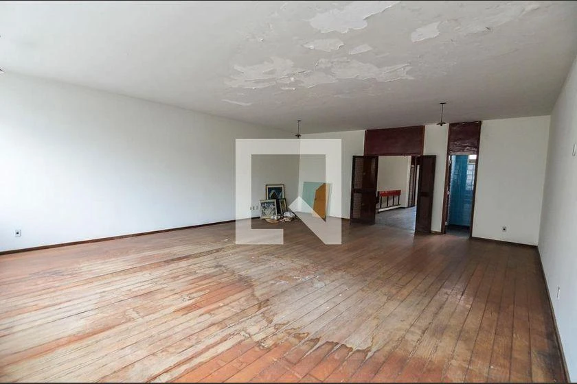 1000 m² house with 6 bedrooms and 1 en-suite — photo 34