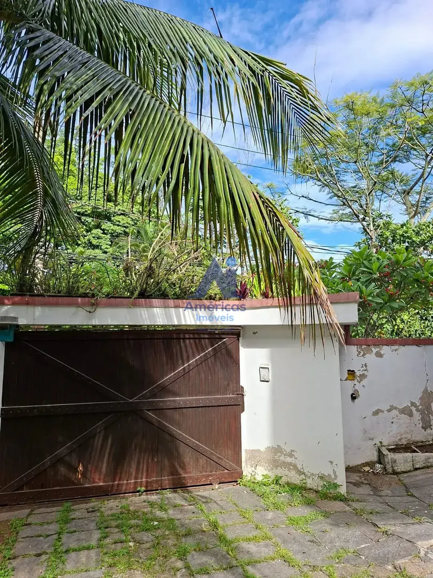 Casa sem mobília com churrasqueira na varanda — photo 22