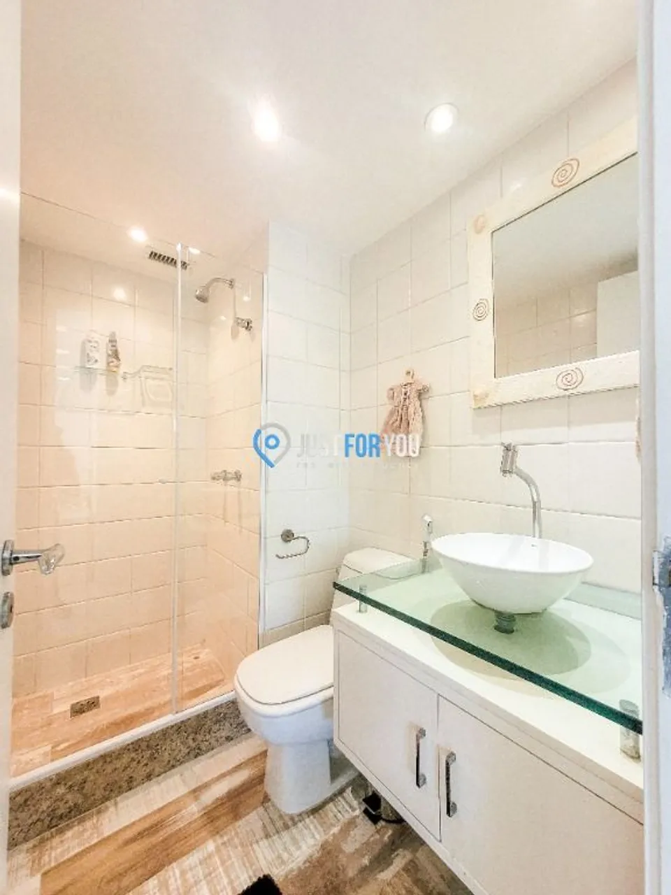 3-bedroom apartment 110 m² with enclosed balcony — photo 2