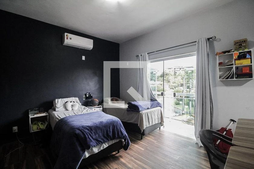 Rental house with 4 en-suite bedrooms and 606 m² — photo 2