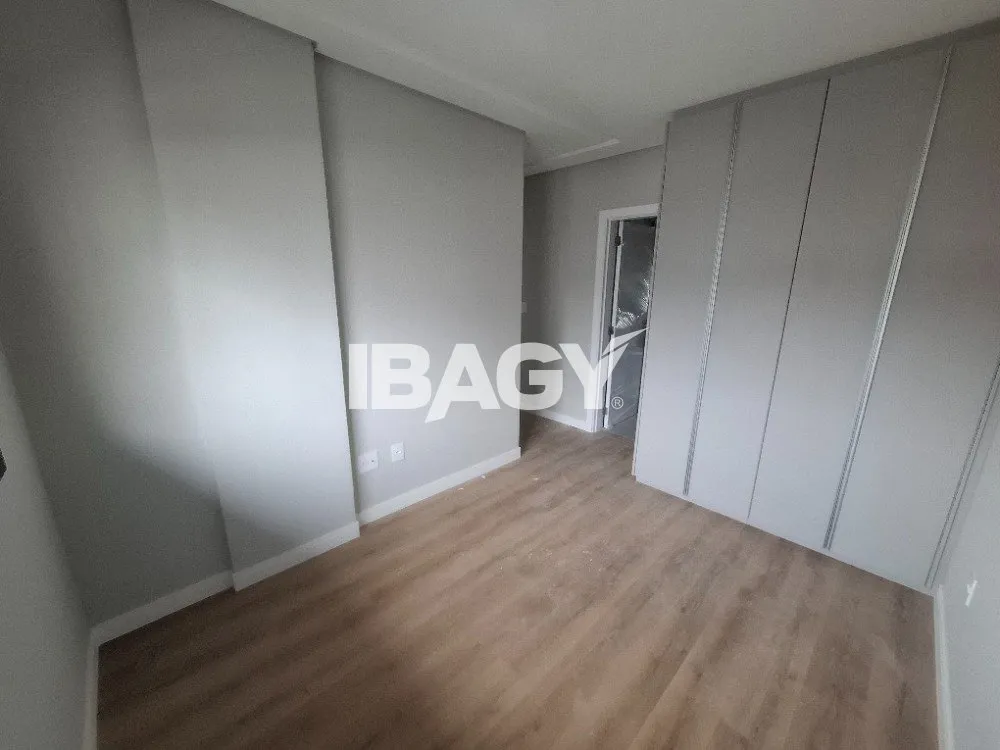 Квартира 66 м² с грилем на балконе и панорамными окнами — photo 16