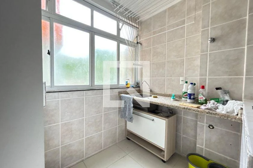 Furnished apartment, 108 m², with floor-to-ceiling windows — photo 27