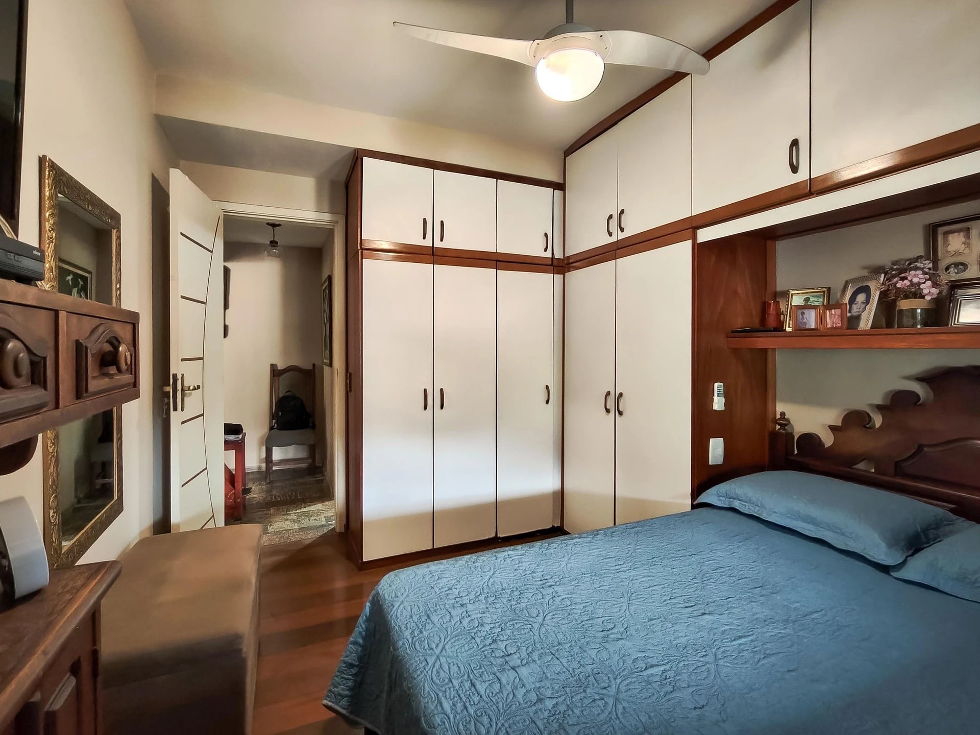 Mountain view in a 3-bedroom apartment, 200 m² — photo 45