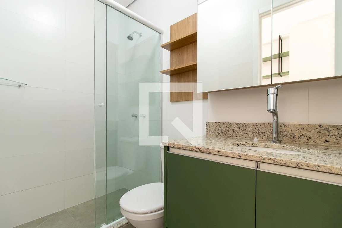 28 m² studio with a washing machine and a home office — photo 29