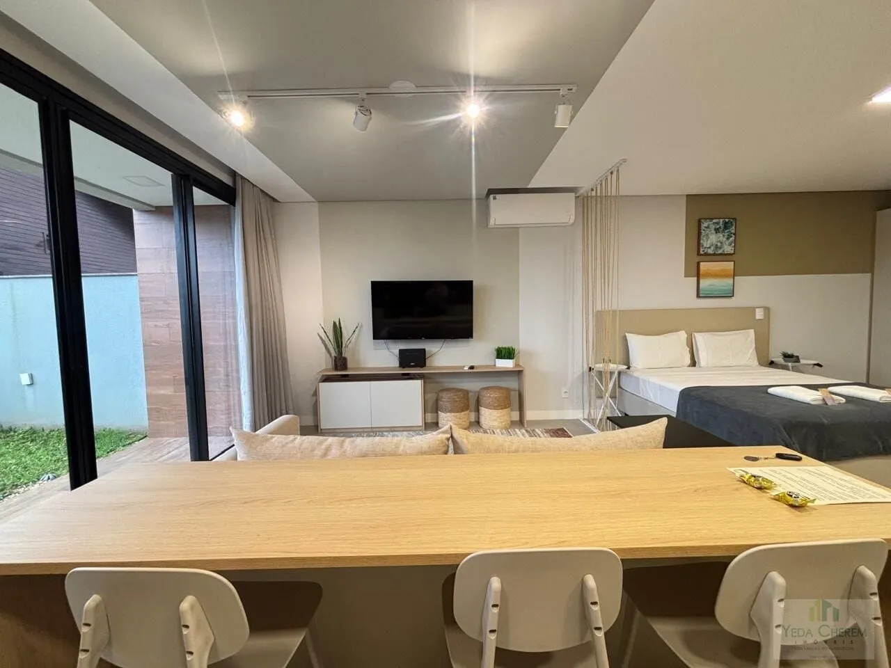 Furnished studio, 55 m², with a water view — photo 25
