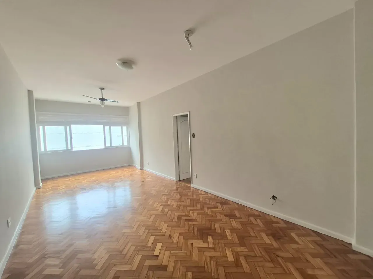 3-bedroom apartment with a home office — photo 8