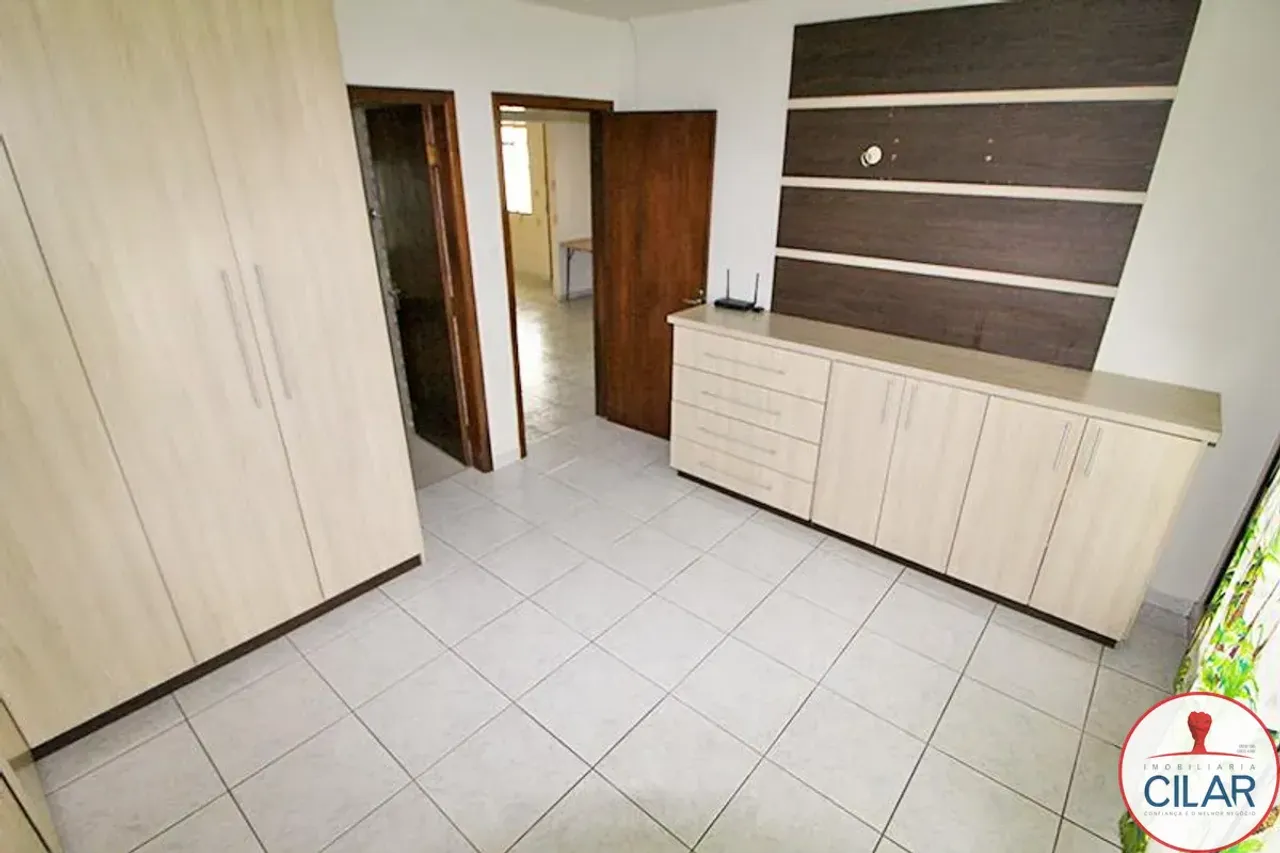 Unfurnished 4-bedroom house with 2 bathrooms — photo 6