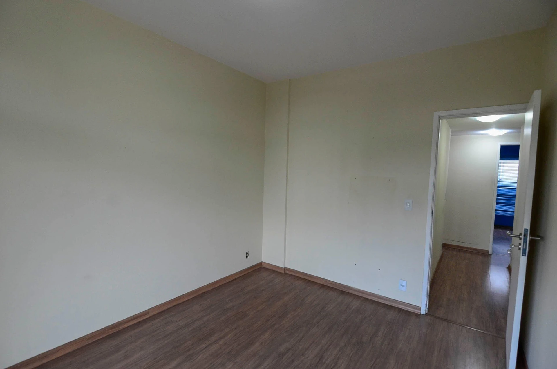 Apartamento para alugar com 4 quartos, 1 suíte e varanda — photo 53