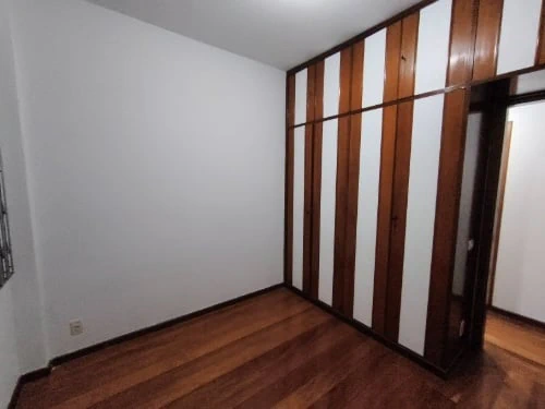 Apartment, 75 m², with wood or laminate floors — photo 3