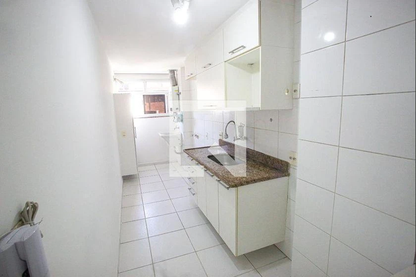 Balcony with a grill in a 3-bedroom apartment, 131 m² — photo 8