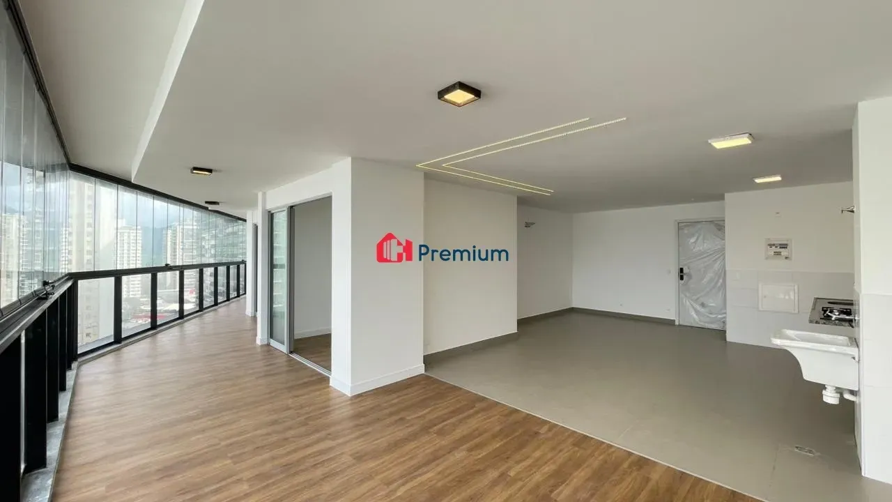 Apartment, 119 m², with a glass-enclosed balcony — photo 7