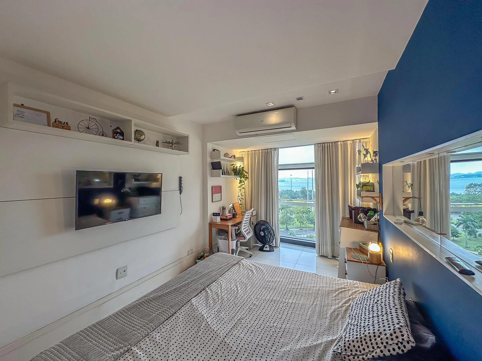 Furnished 2-bedroom apartment with 2 bathrooms — photo 9