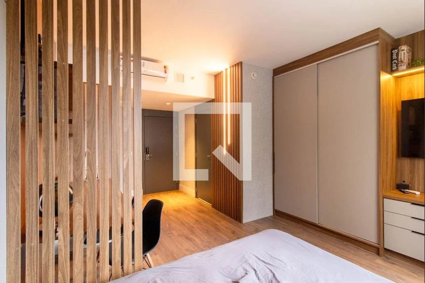 Apartamento de 1 dormitorio con cocina compacta — photo 8