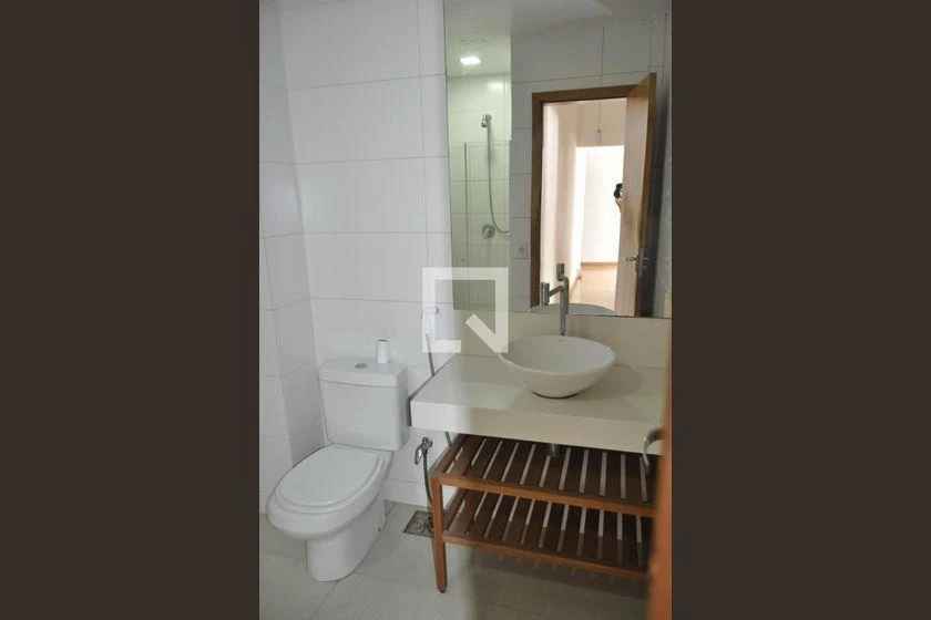 Apartamento com piso de madeira ou laminado, Méier — photo 19