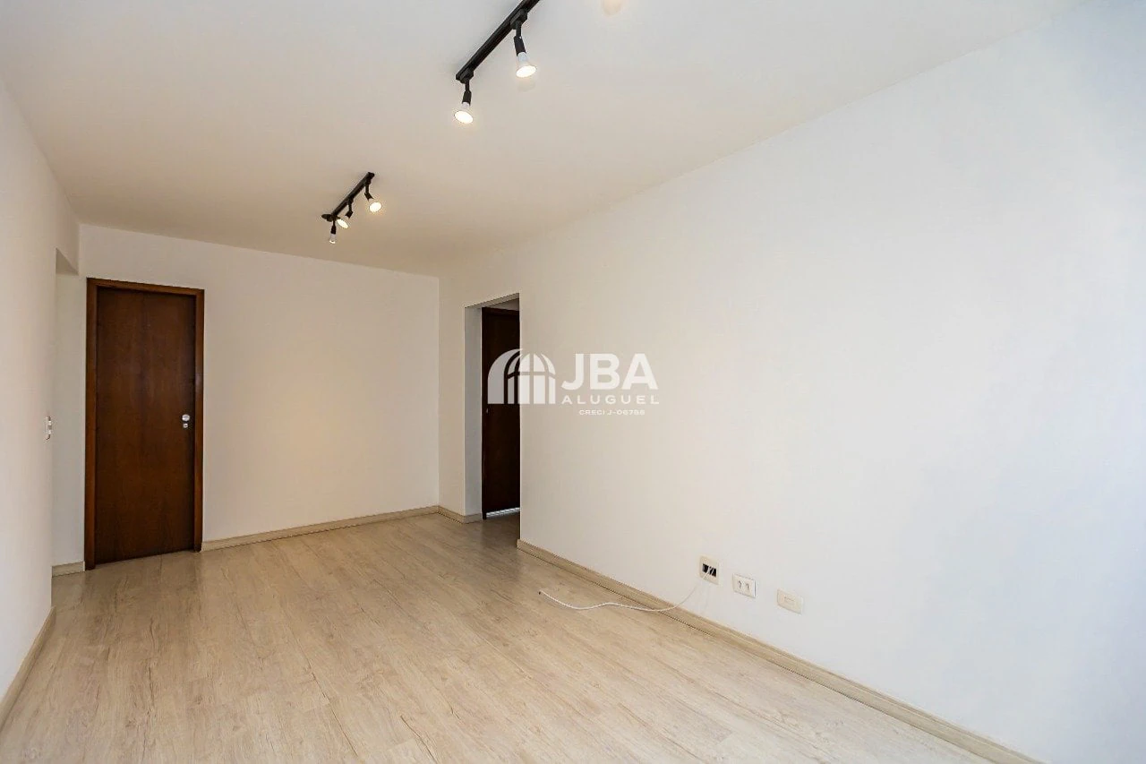 Apartment, 74 m², with wood or laminate floors — photo 23