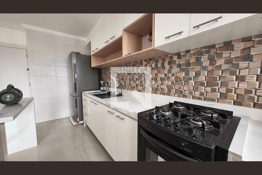 Apartamento de 2 quartos em condomínio com academia — photo 12