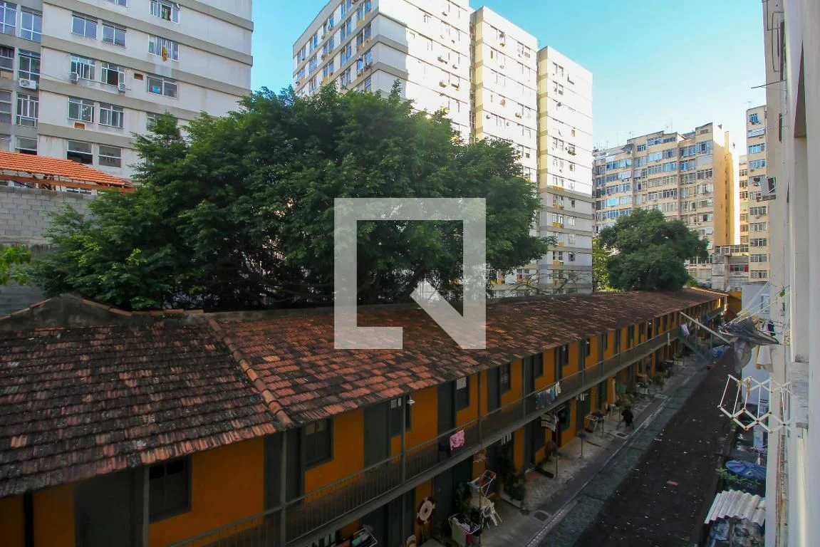 Дерев'яна підлога або ламінат та 3 спальні: квартира 79 м² — photo 36