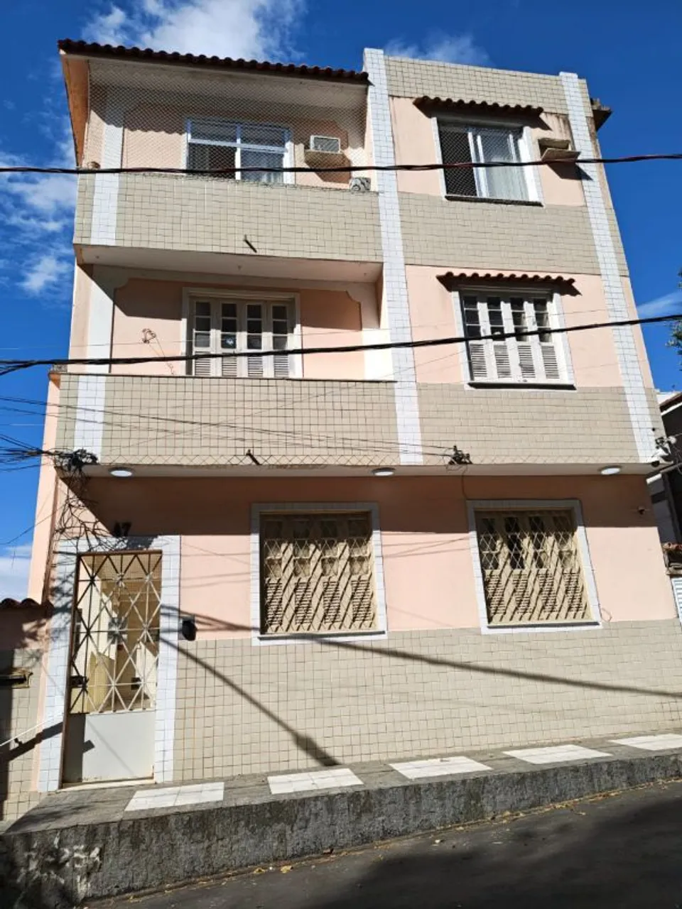 2-bedroom apartment with 1 bathroom and no parking — photo 8