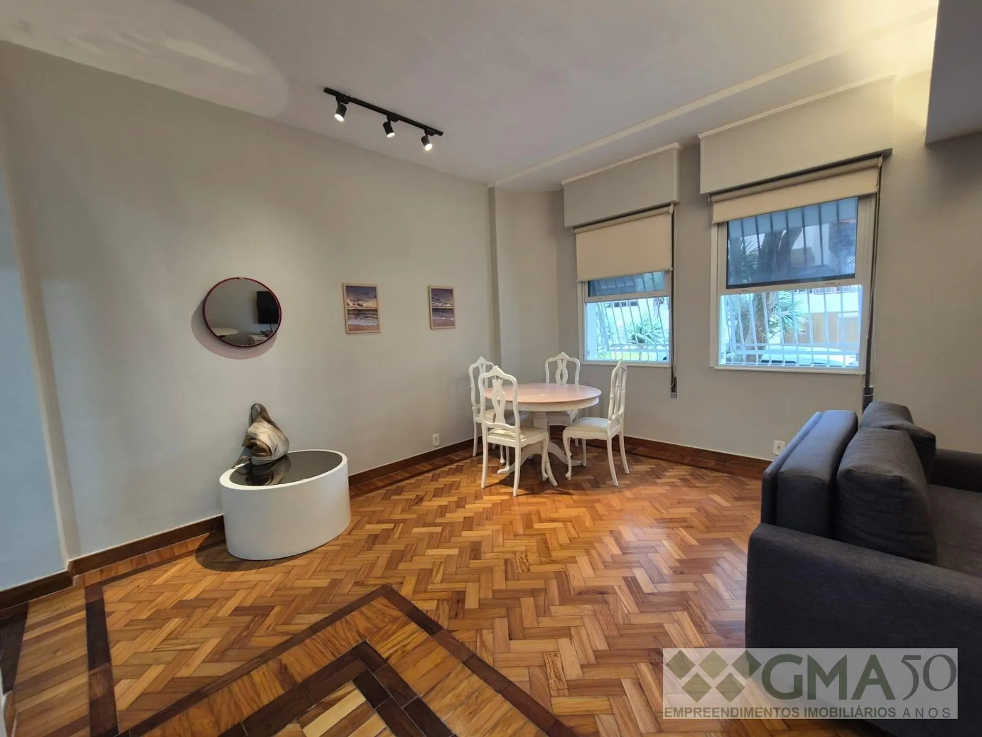 Furnished apartment, 90 m², with wood or laminate floors — photo 7