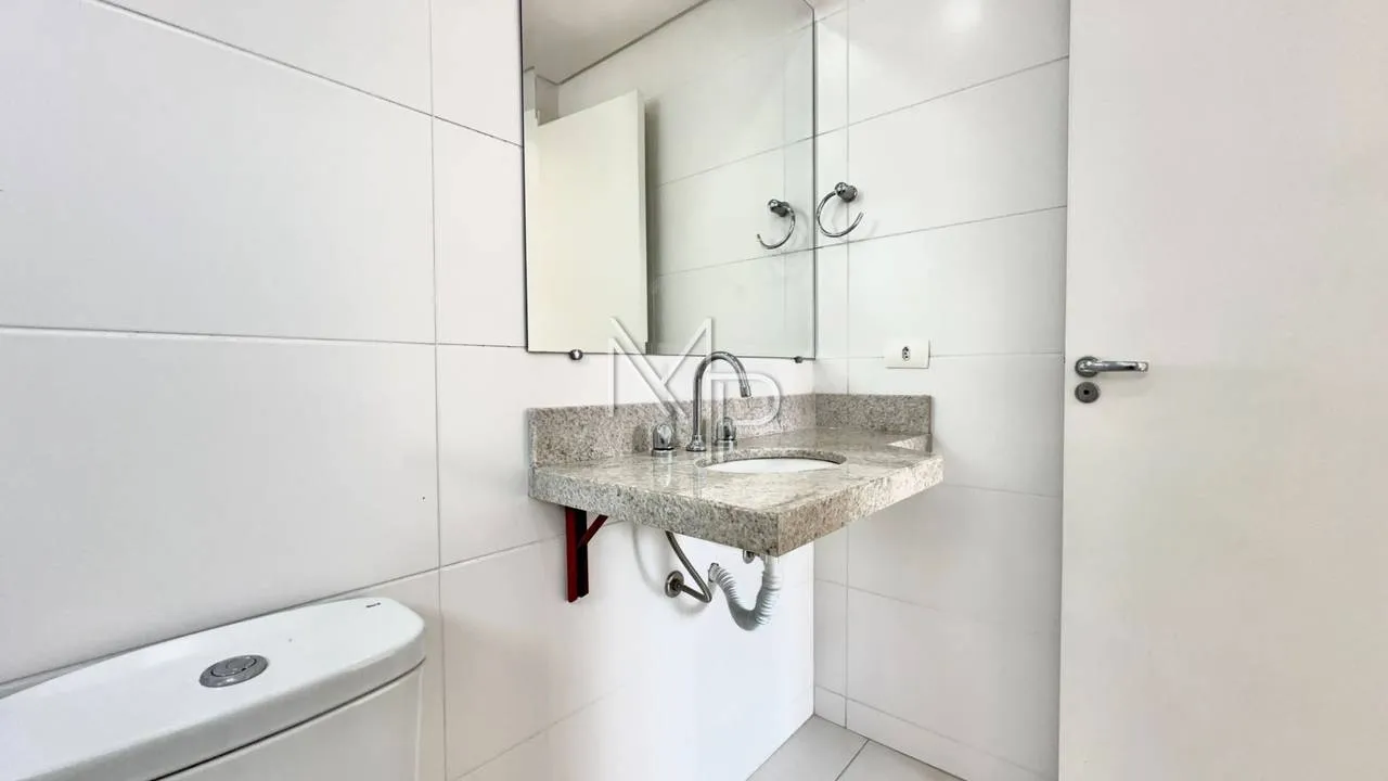 3-bedroom apartment with a grill on the balcony — photo 21