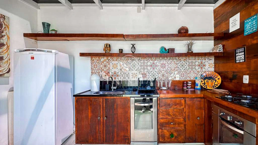 Furnished penthouse with 4 bedrooms, 200 m² and 3 parking — photo 23