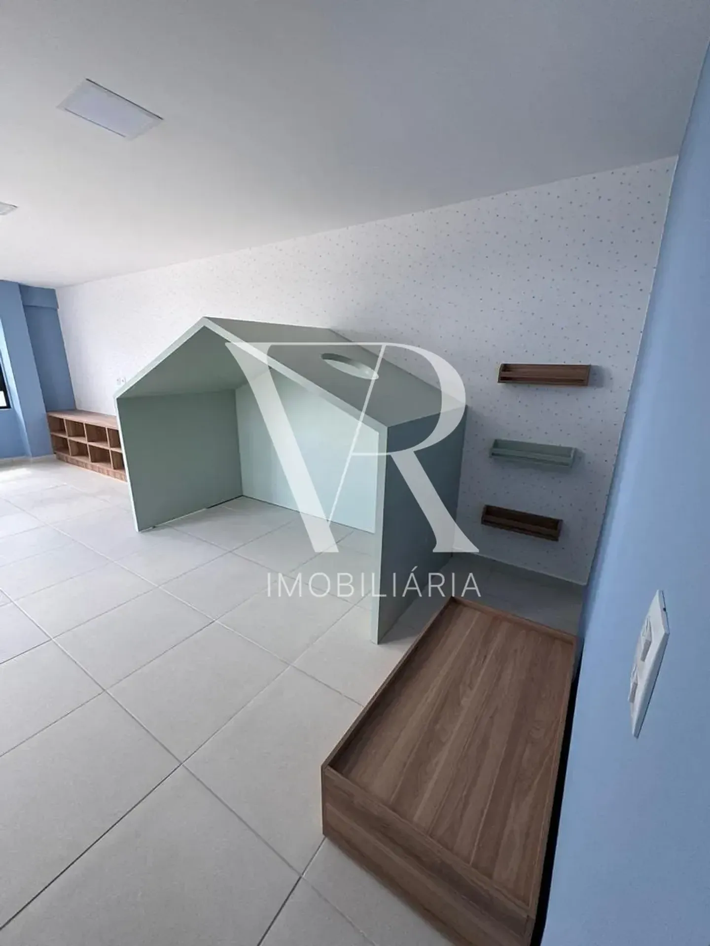 3-bedroom apartment with a suite and 2 parking spots — photo 16