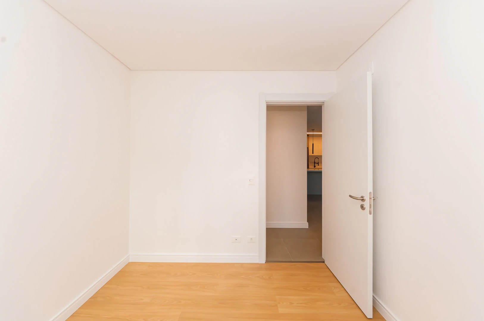Apartamento com varanda envidraçada, Campo Comprido — photo 21