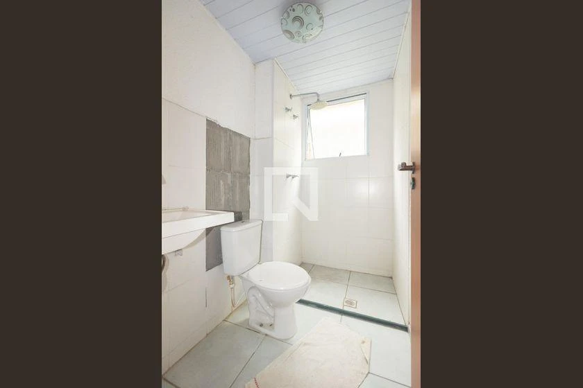 2-bedroom apartment in a building with a pool — photo 11