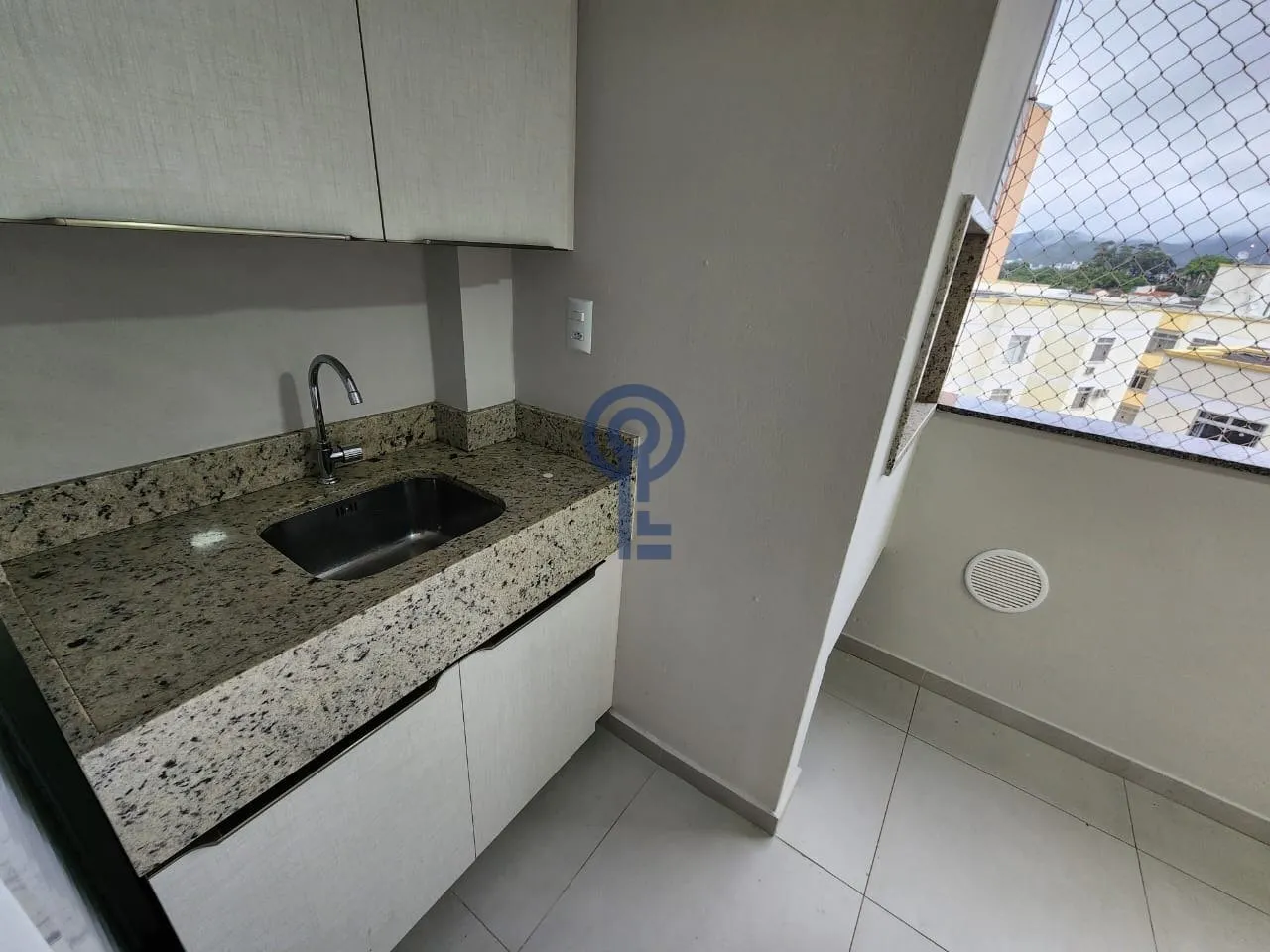 Apartamento mobiliado de 2 quartos com máquina de lavar — photo 29