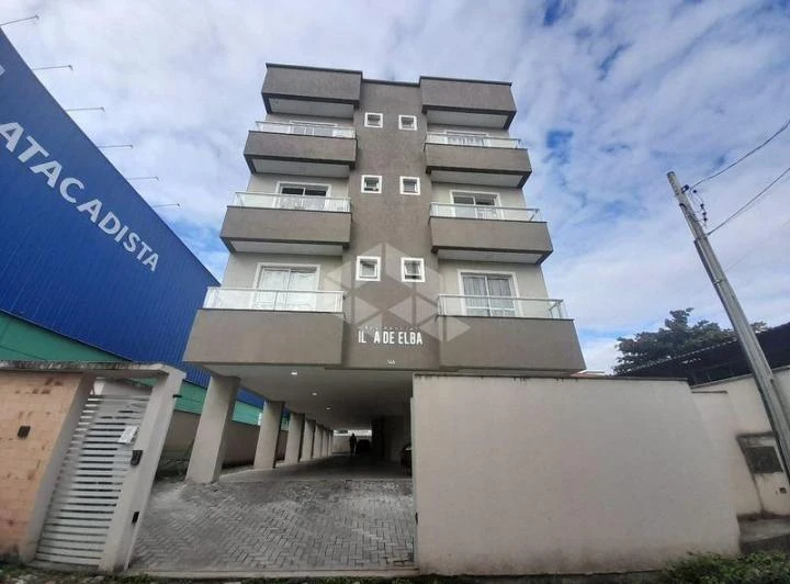 Apartamento de 2 dormitorios con parrilla en la terraza — photo 2