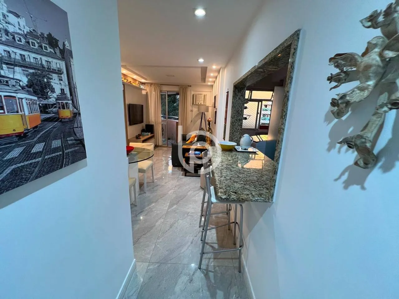 Apartamento para locação de 70 m² com 2 quartos e 2 vagas — photo 3