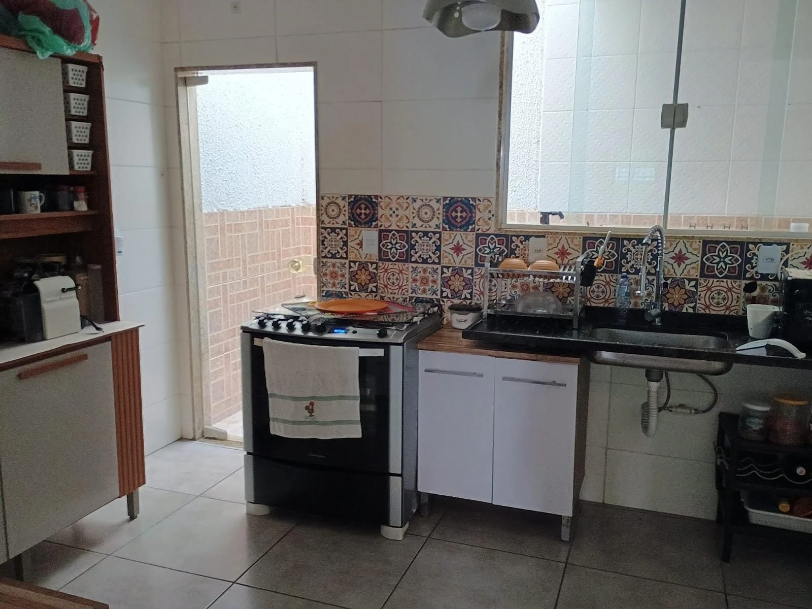 Furnished house with 3 bedrooms and a balcony — photo 12