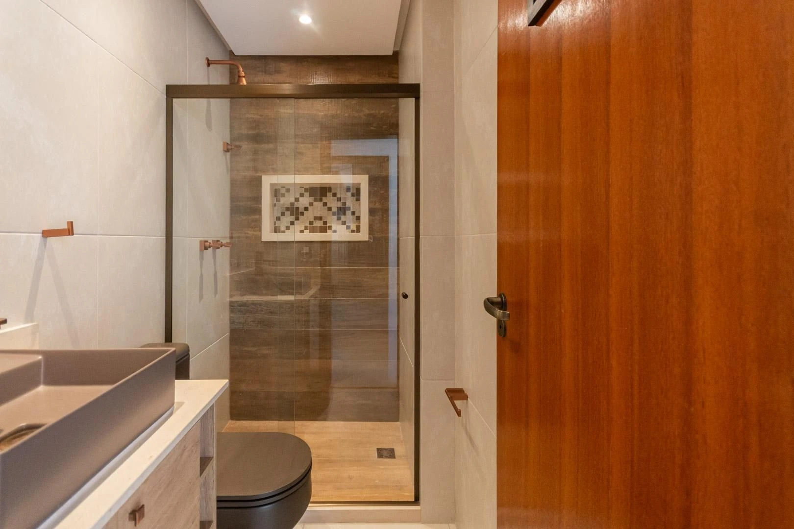 Робоче місце та 2 спальні: квартира 61 м² — photo 33