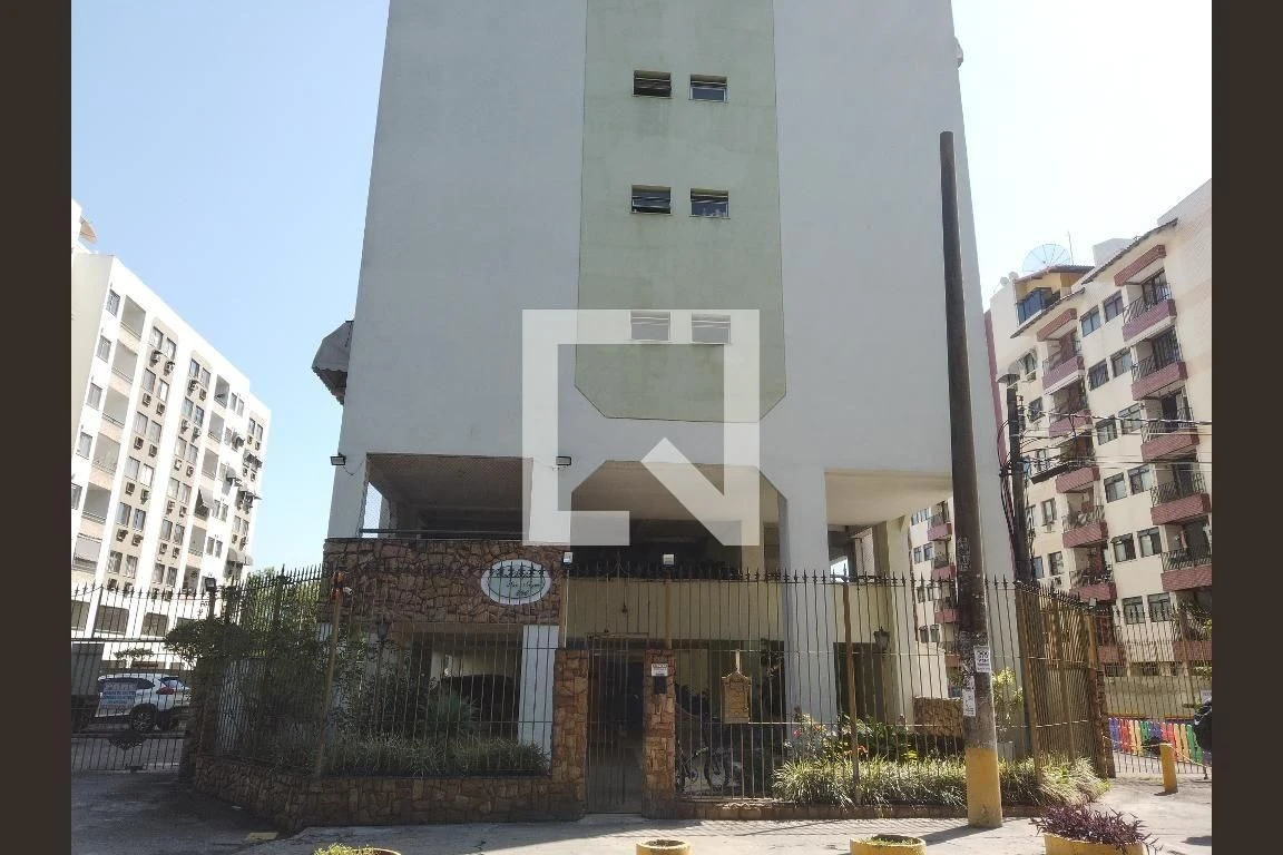 Apartamento amueblado de 2 dormitorios con balcón — photo 46