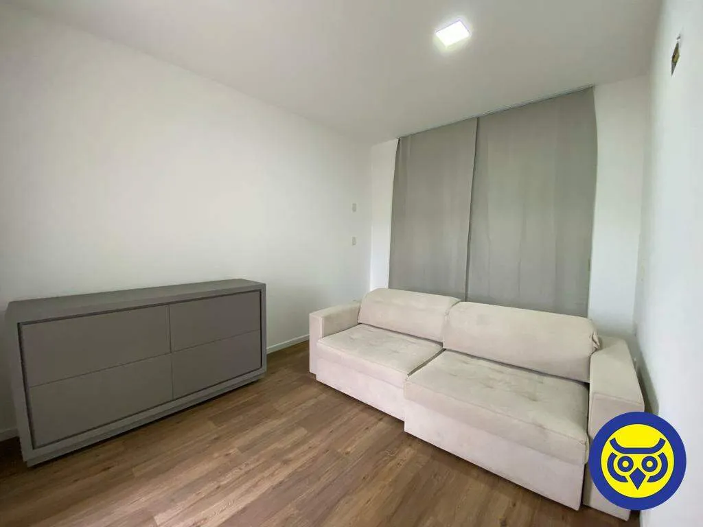 3-bedroom house with a water view — photo 2