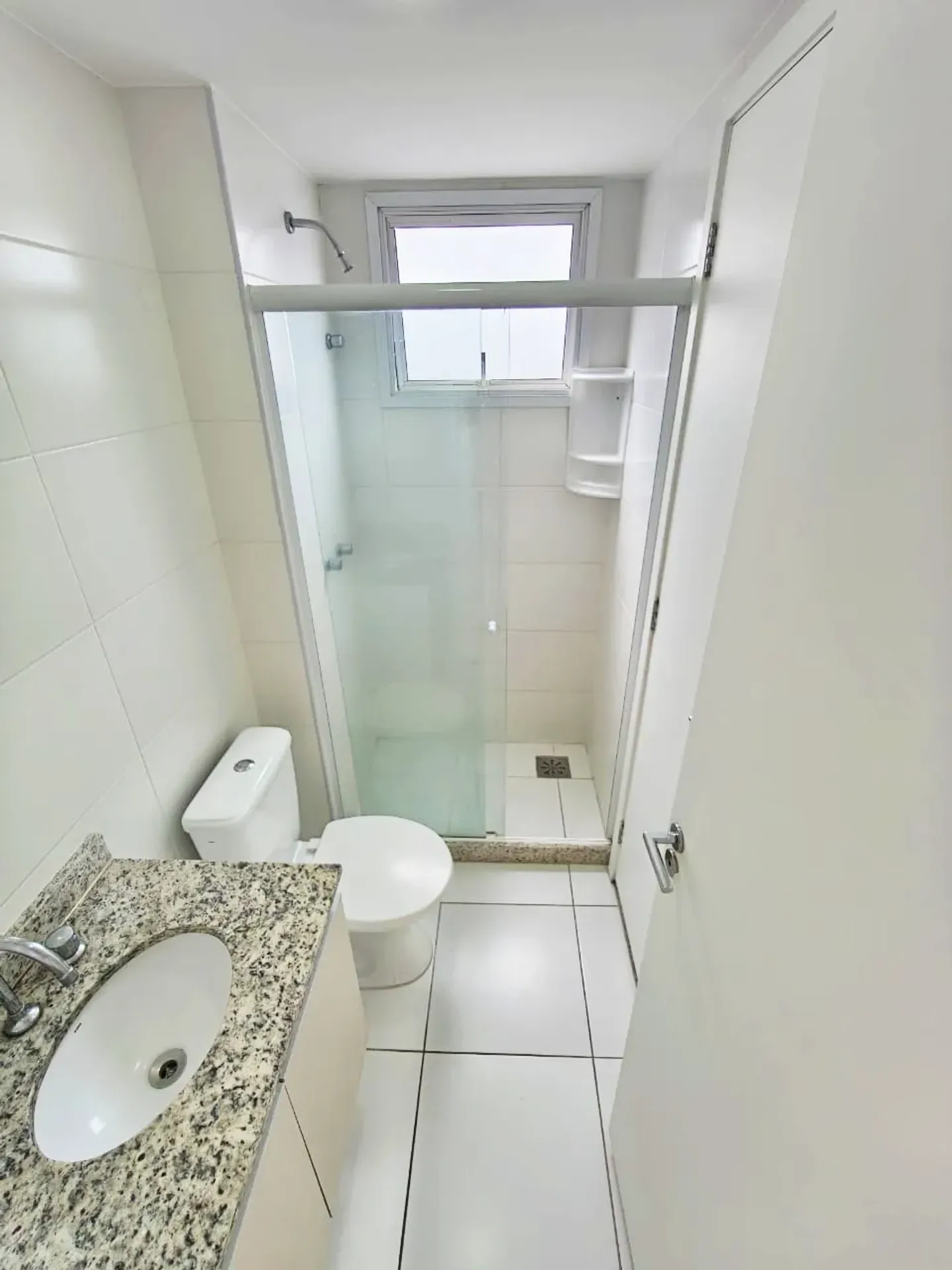2-bedroom apartment with balcony, closed kitchen — photo 38