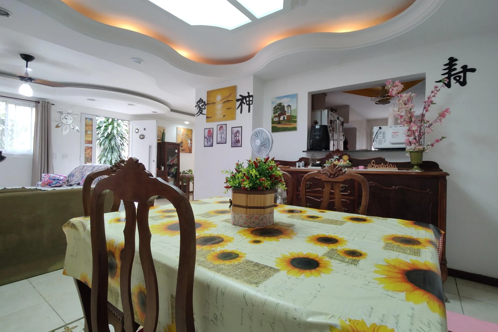 Furnished house with 4 bedrooms and a built-in balcony grill — photo 4