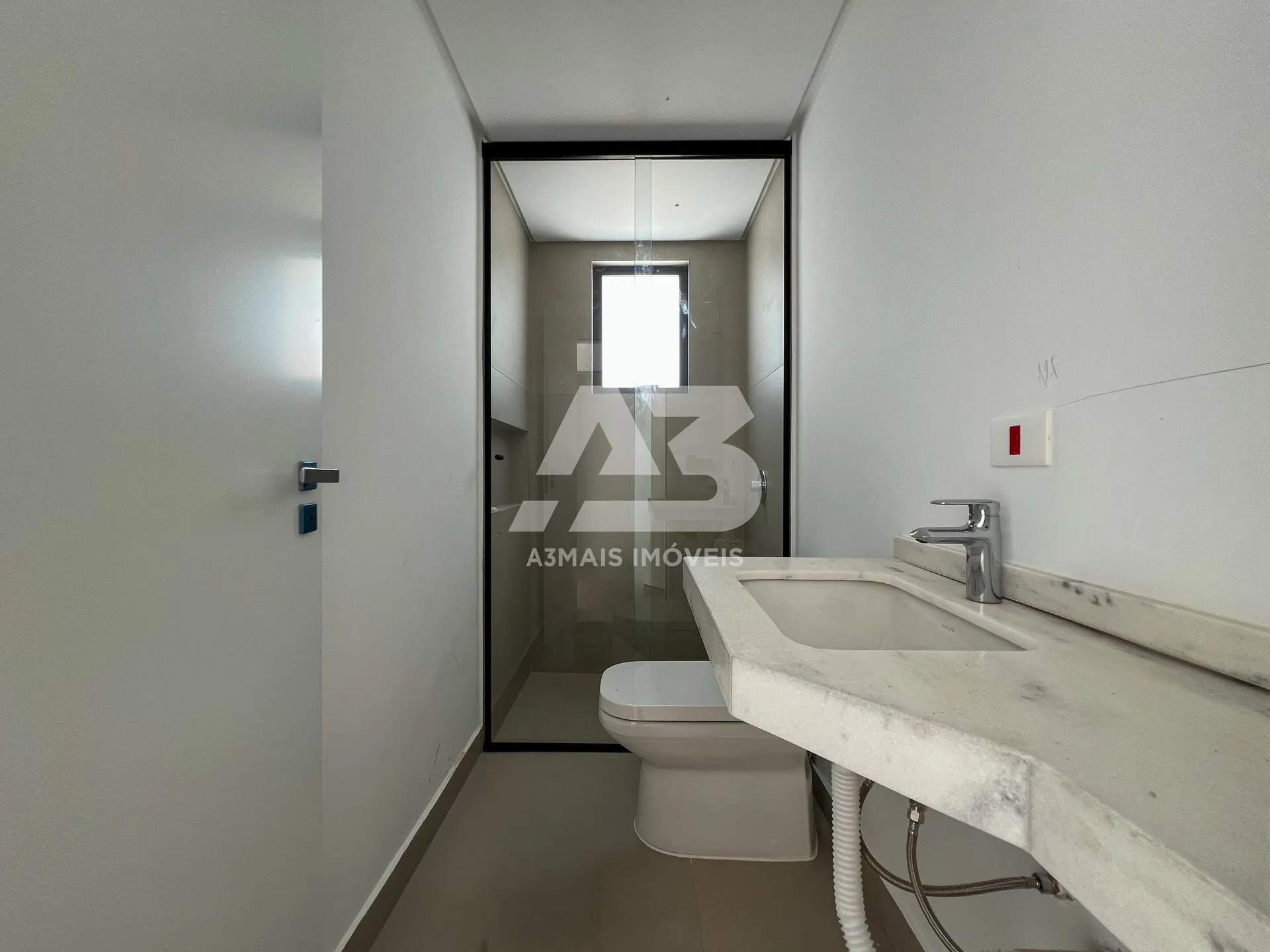 3-bedroom house with floor-to-ceiling windows in Curitiba — photo 20