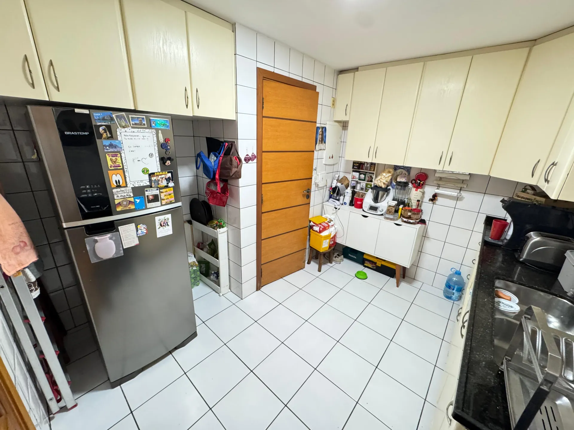 Condo house with 4 bedrooms and a closed kitchen — photo 28