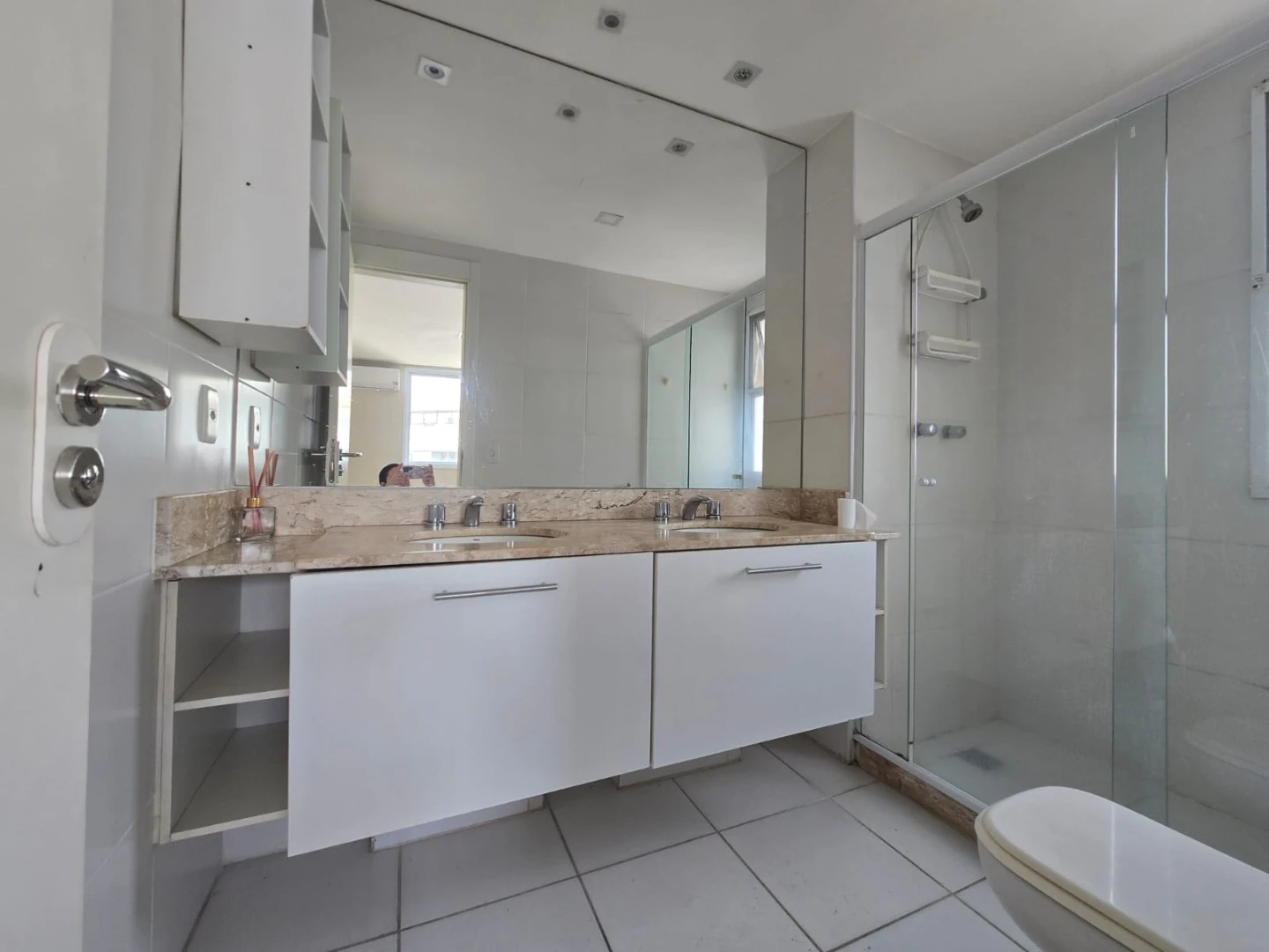 169 m² apartment with 4 en-suite rooms and private BBQ — photo 21