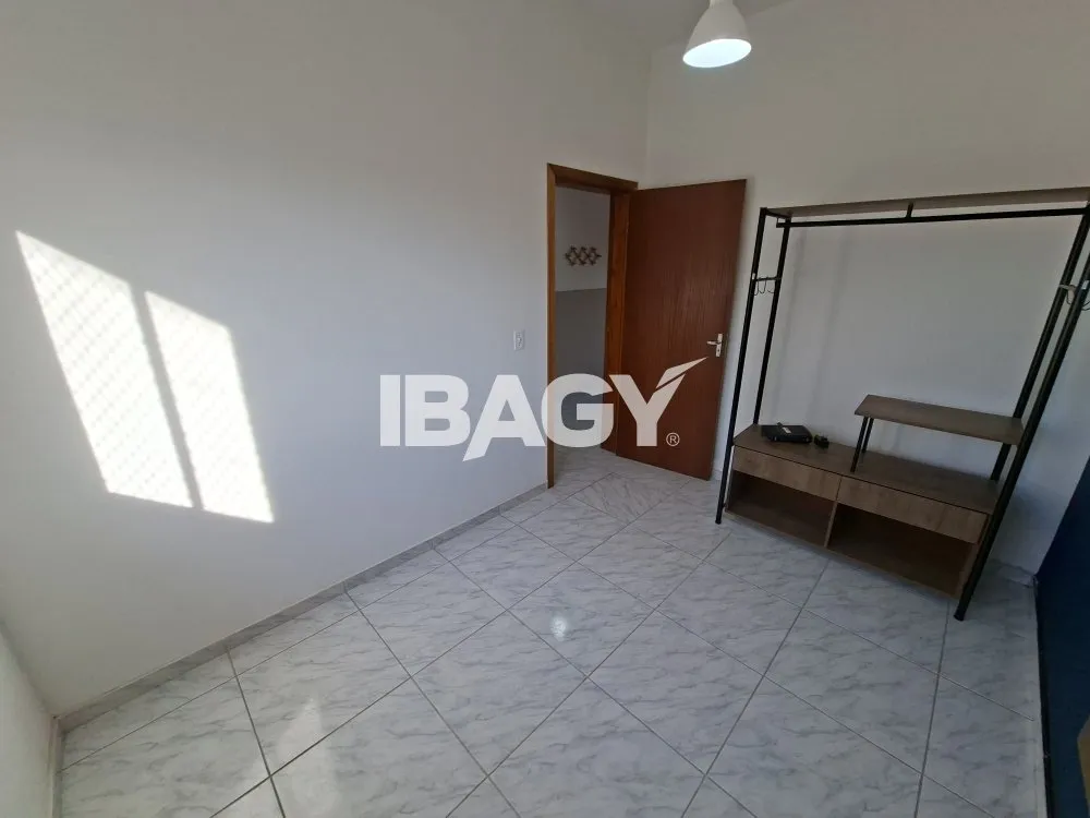 50 м² квартира с 1 спальней и встроенной мини-кухней — photo 8
