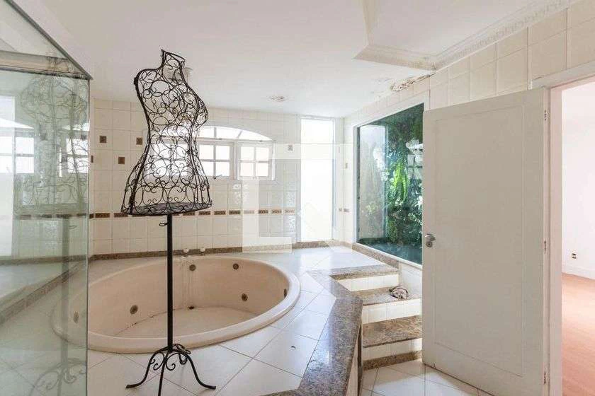 4-bedroom house for rent with private garden and balcony — photo 19